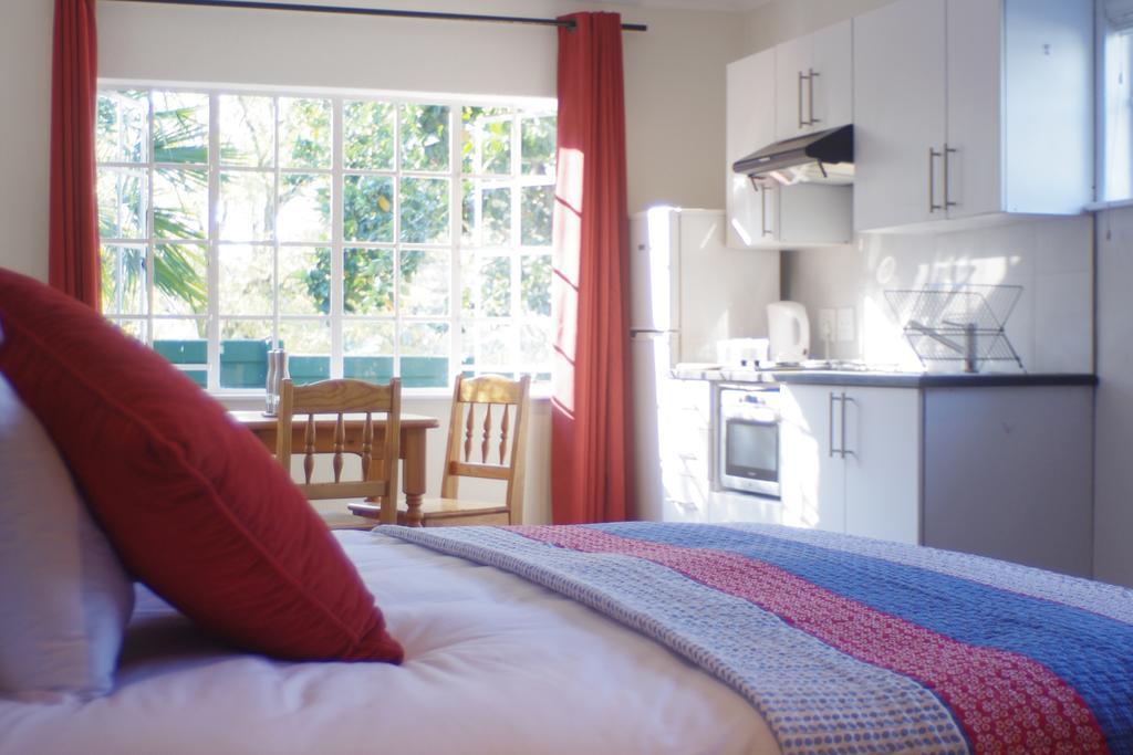 Pepper Tree Guest House Rivonia 샌톤 외부 사진